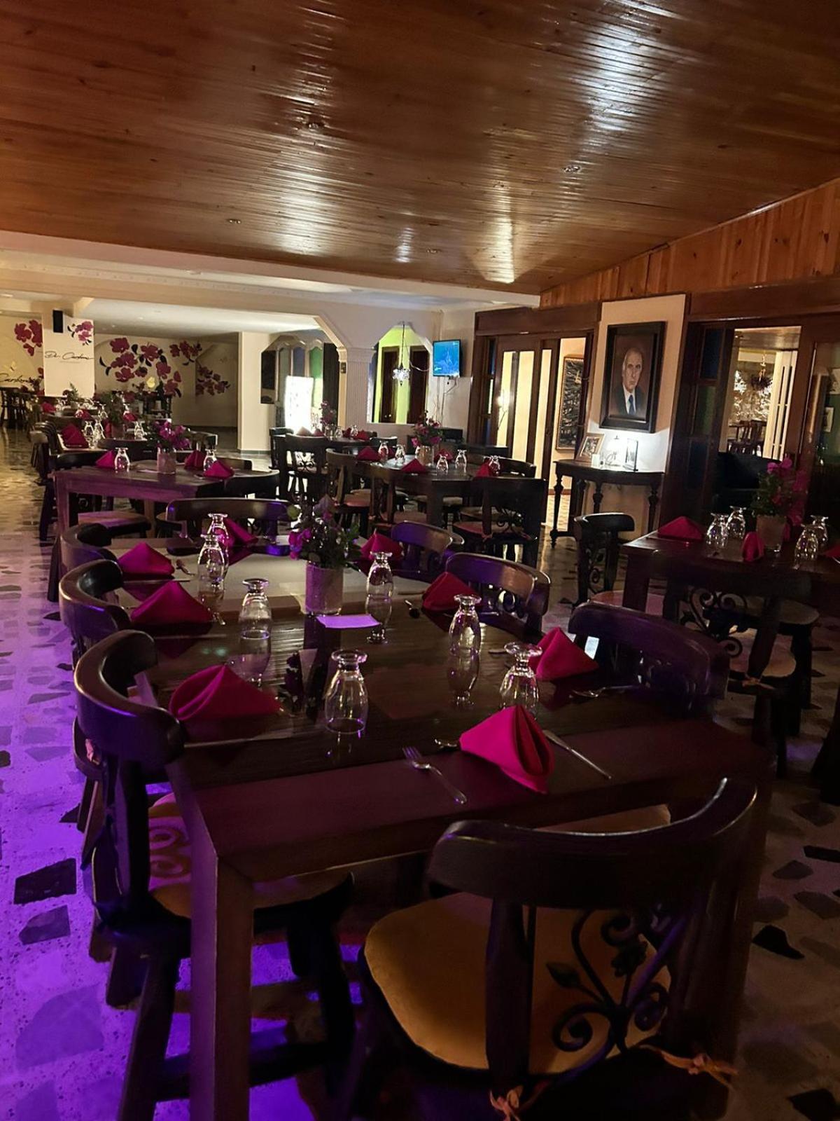 Di Carbone Hotel Gastrobar Facatativa Ngoại thất bức ảnh